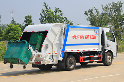 國六大多利卡8方壓縮垃圾車 高效環衛的可靠伙伴